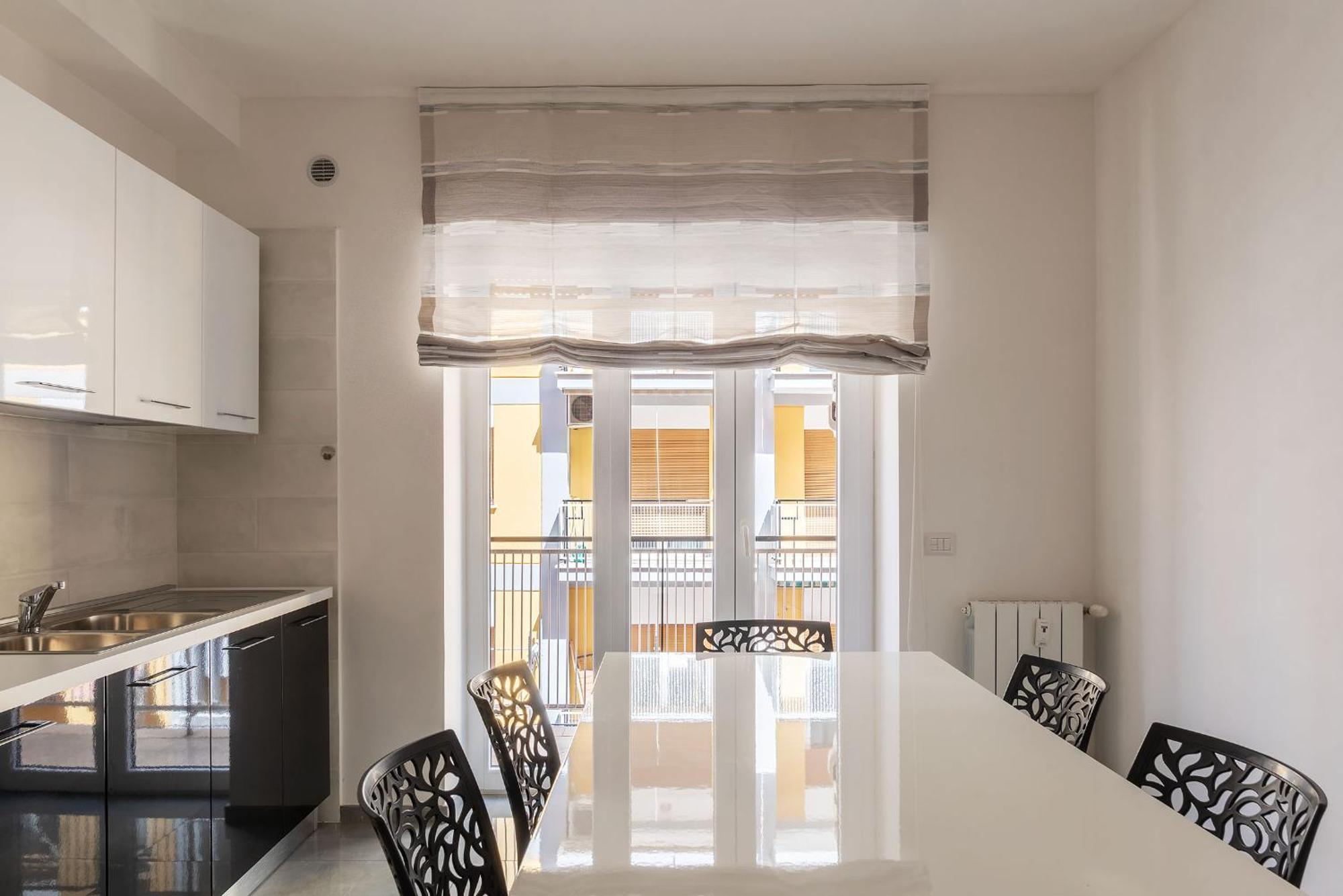 شقة Joivy Delightful 3-Bed Flat With Balcony روما المظهر الخارجي الصورة