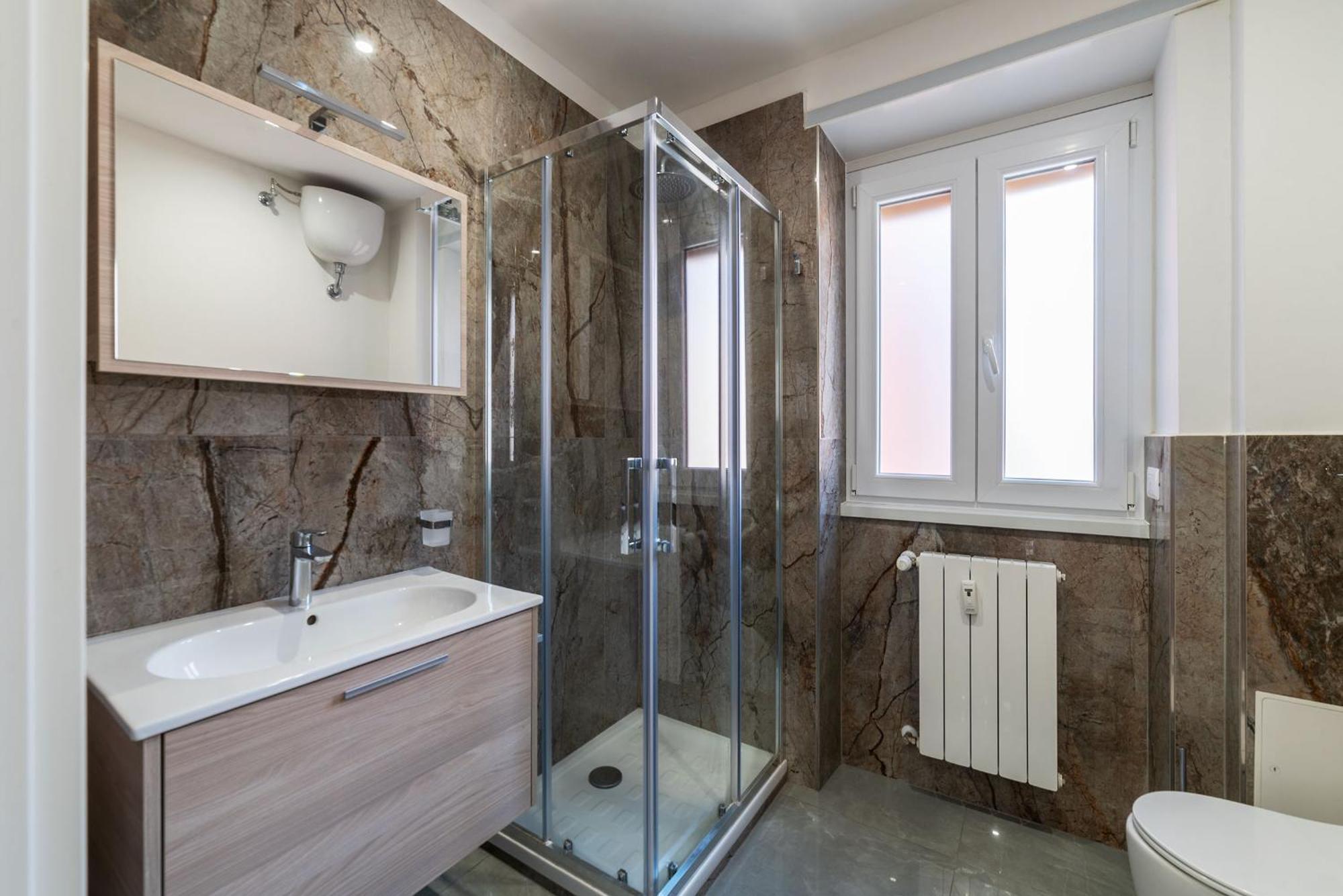 شقة Joivy Delightful 3-Bed Flat With Balcony روما المظهر الخارجي الصورة